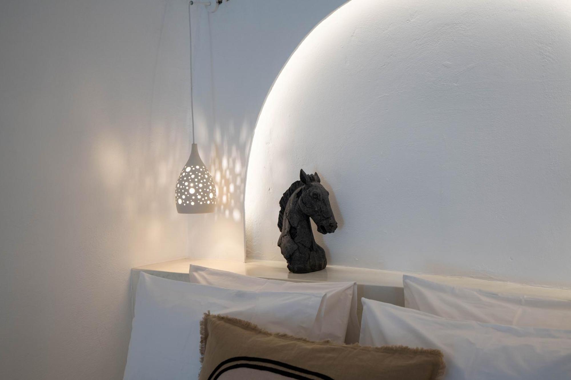 The Magic Luxury Cave Suites Vóthon 외부 사진