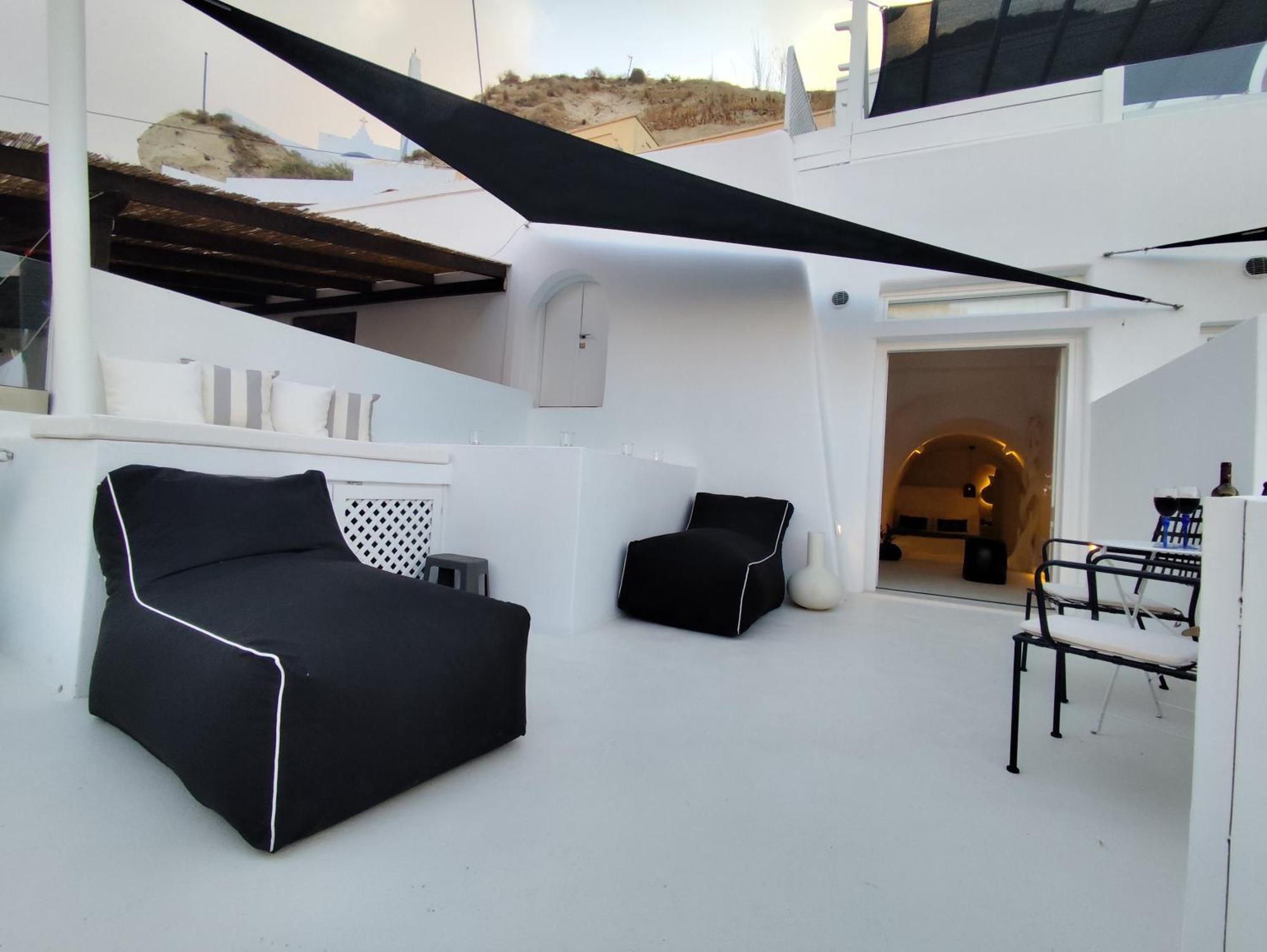 The Magic Luxury Cave Suites Vóthon 외부 사진