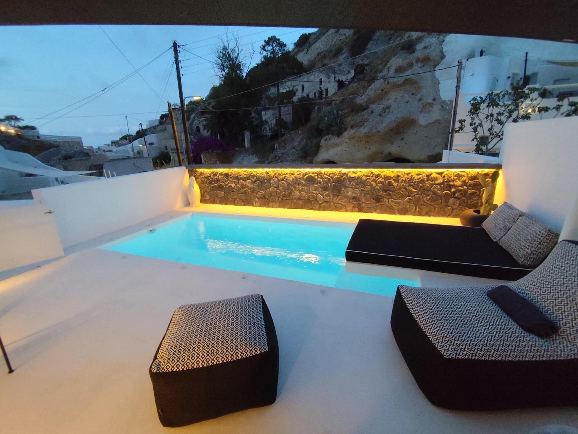 The Magic Luxury Cave Suites Vóthon 외부 사진