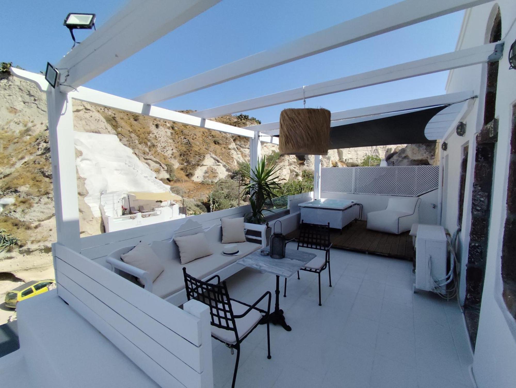 The Magic Luxury Cave Suites Vóthon 외부 사진