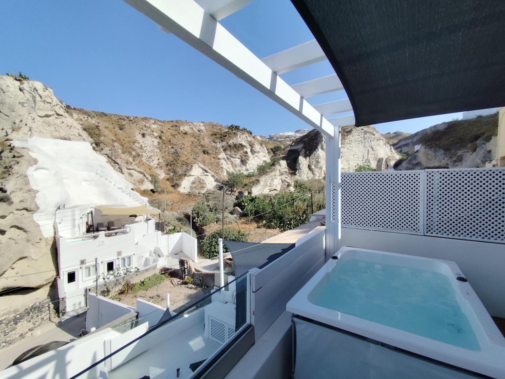 The Magic Luxury Cave Suites Vóthon 외부 사진